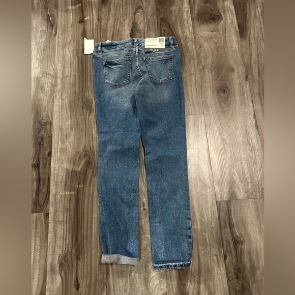 DL 1961 Harper Boyfriend Straight Jeans - Picture 5 of 5